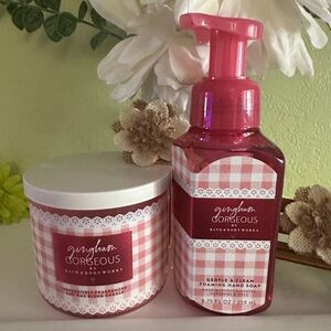 Bath & Body Works Pink Gingham Gorgeous Foaming Hand Soap & Candle Set